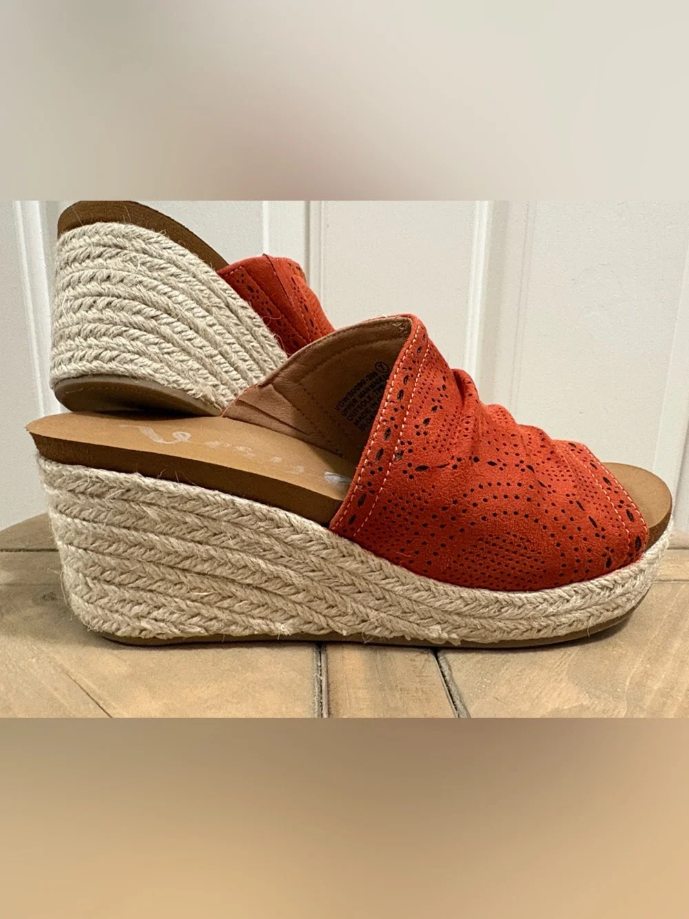 Very G Perforated Wedge Sandals Size 7